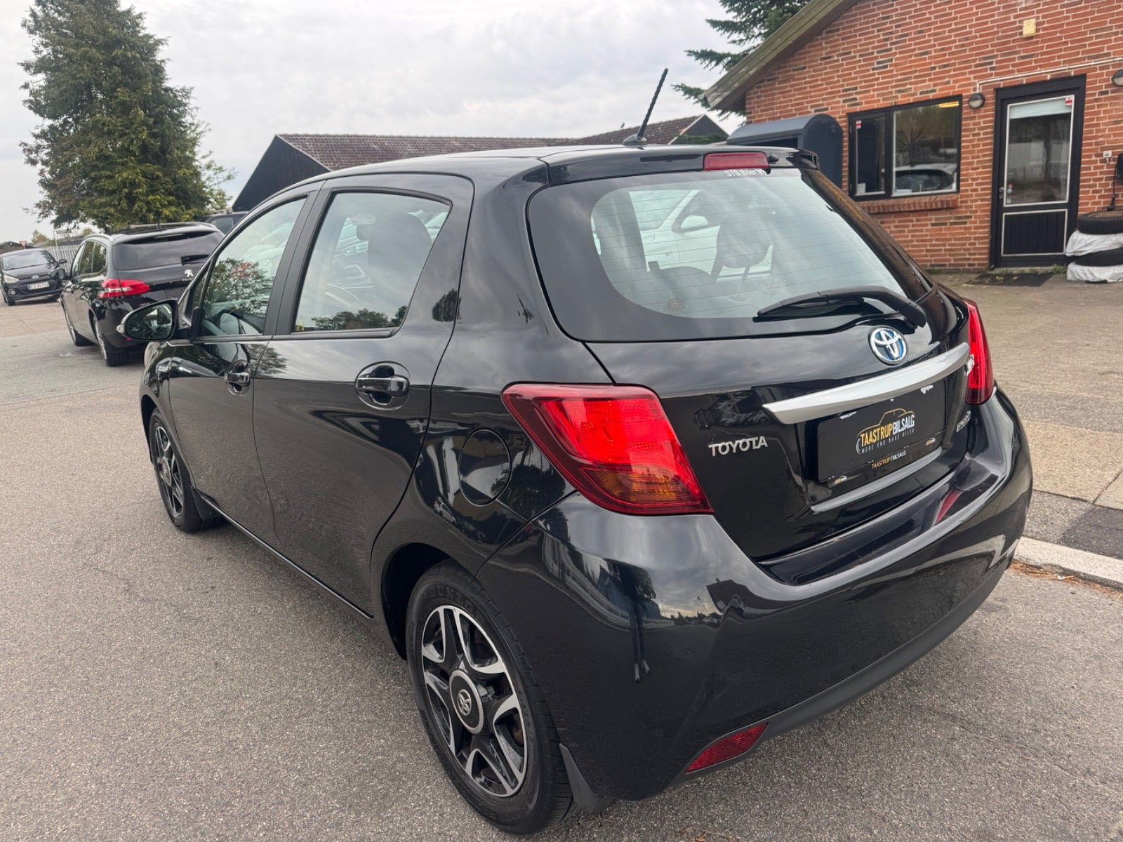 undefined Toyota Yaris fra 2015