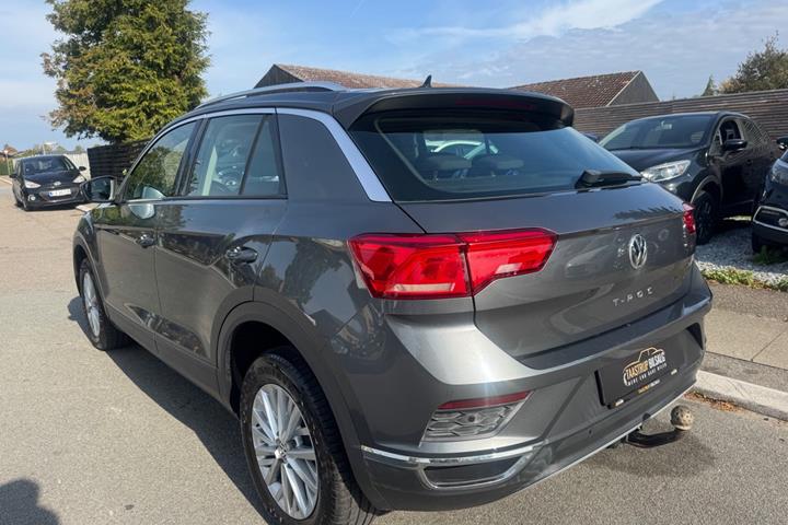 Sort VW T-Roc fra 2018