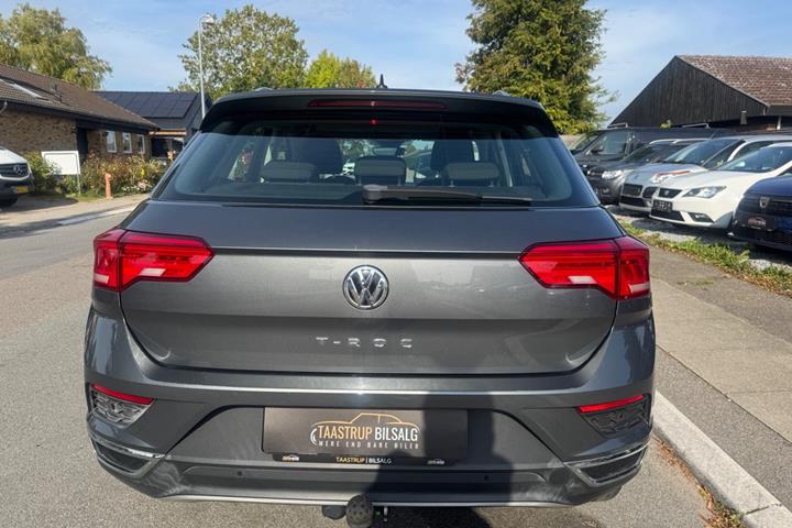 Sort VW T-Roc fra 2018