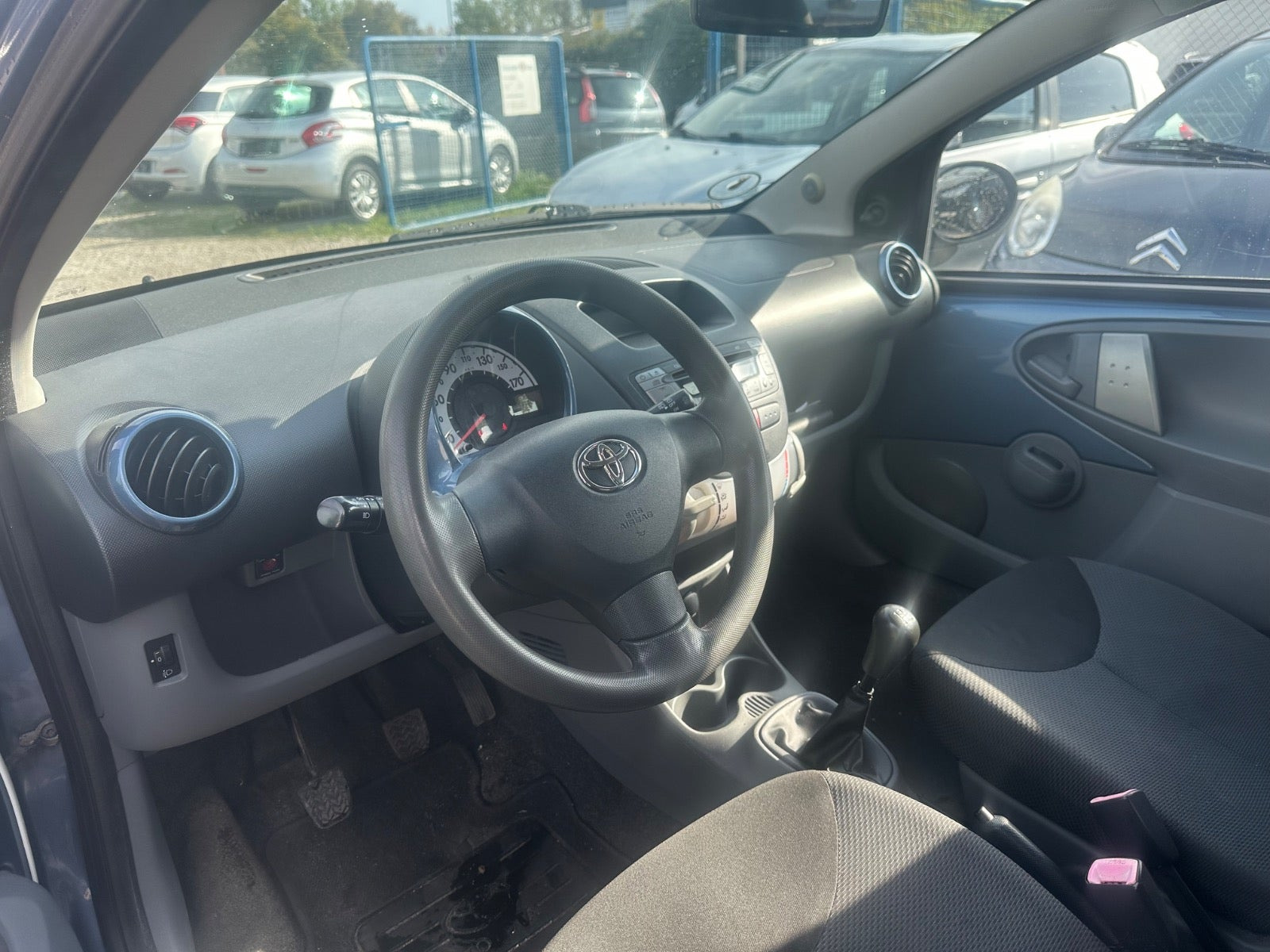 Blå Toyota Aygo fra 2008