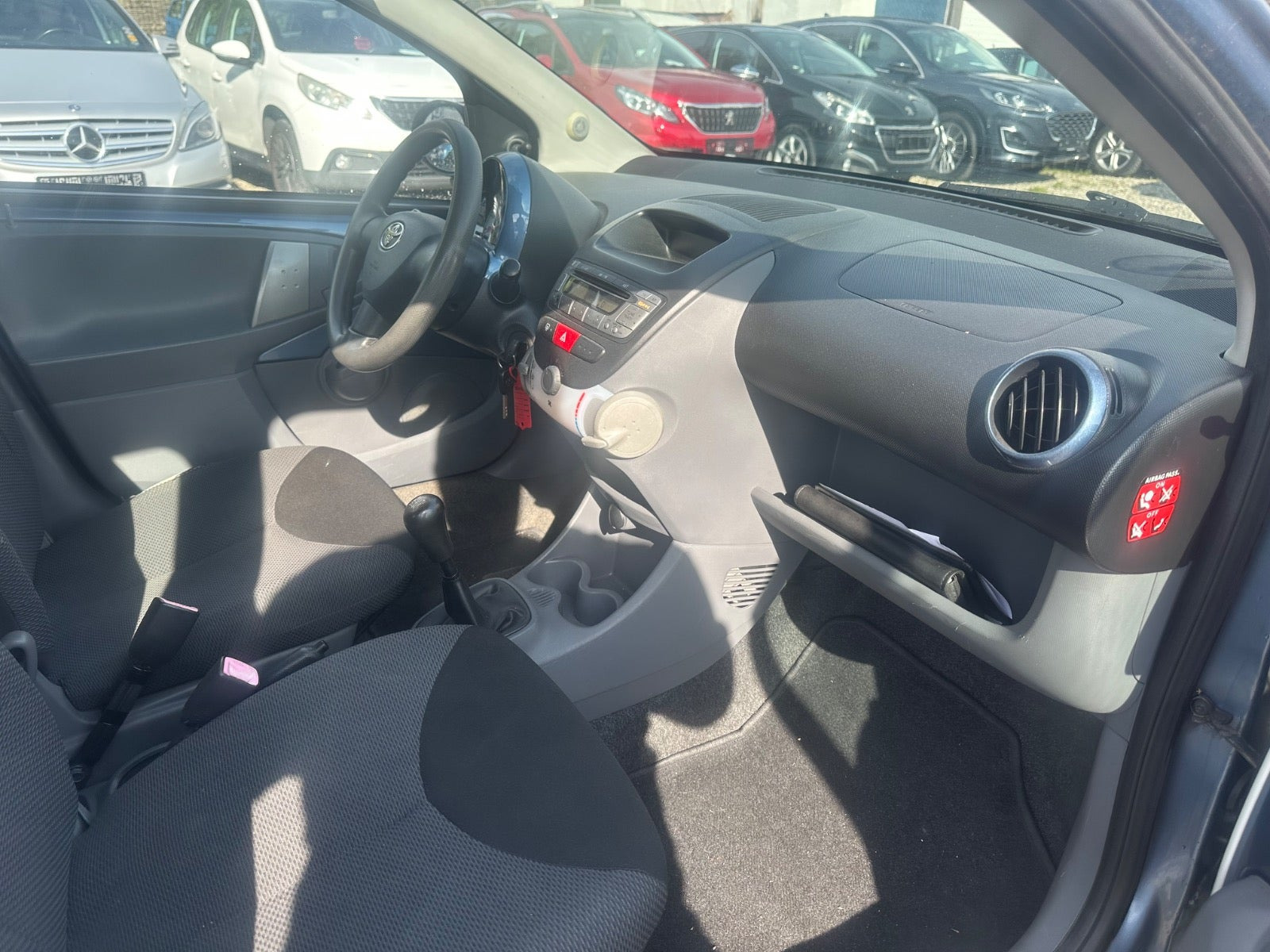 Blå Toyota Aygo fra 2008