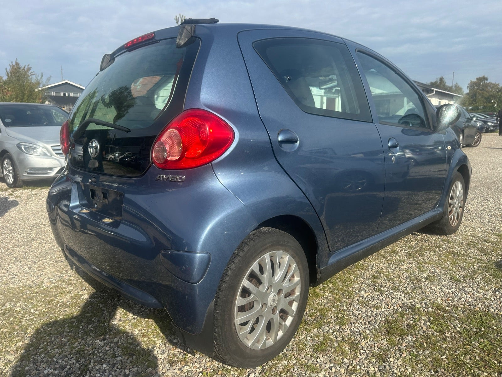 Blå Toyota Aygo fra 2008