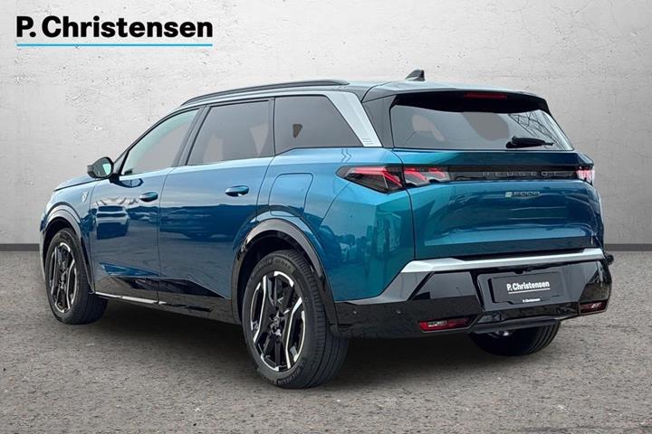 Blå Peugeot e-5008 fra 2025