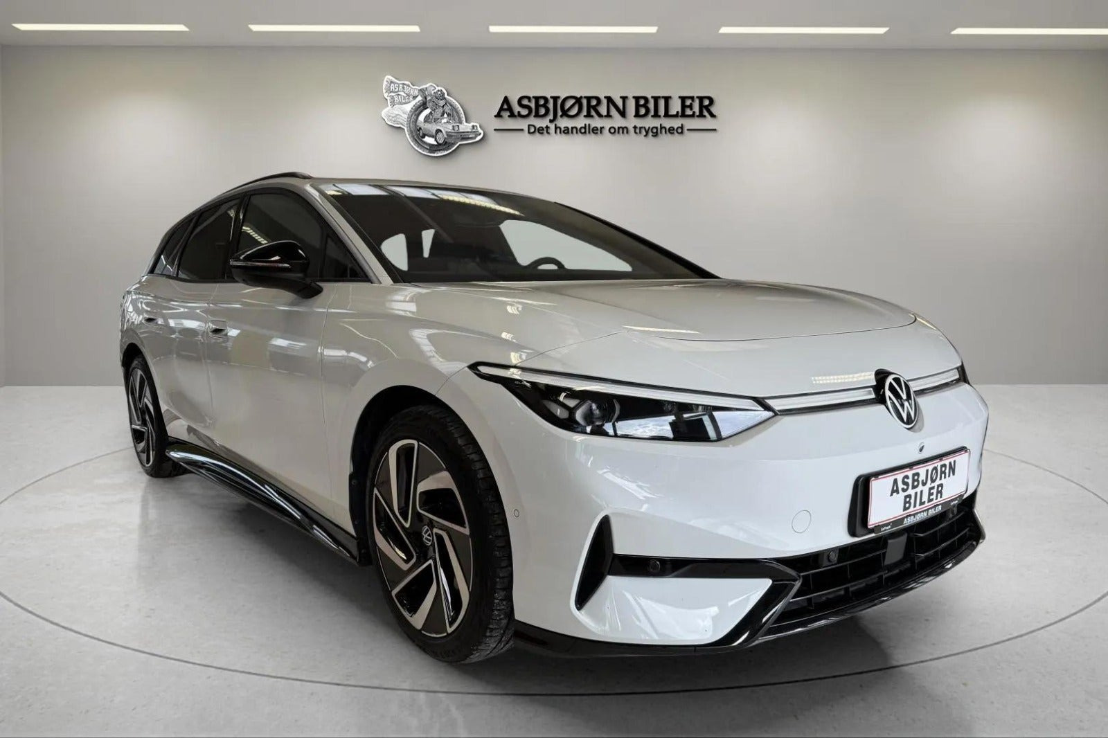 Hvid VW ID.7 fra 2024