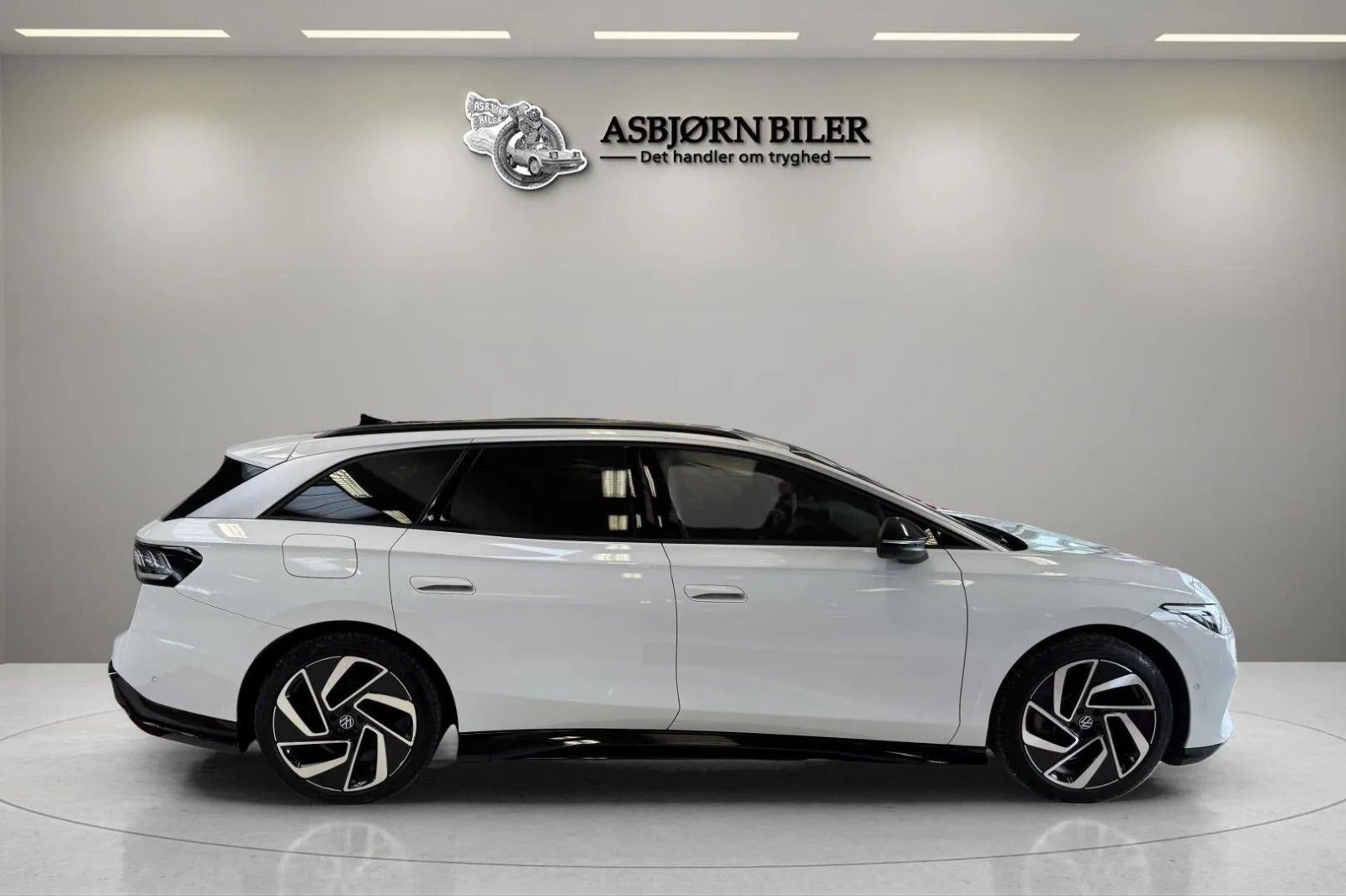 Hvid VW ID.7 fra 2024