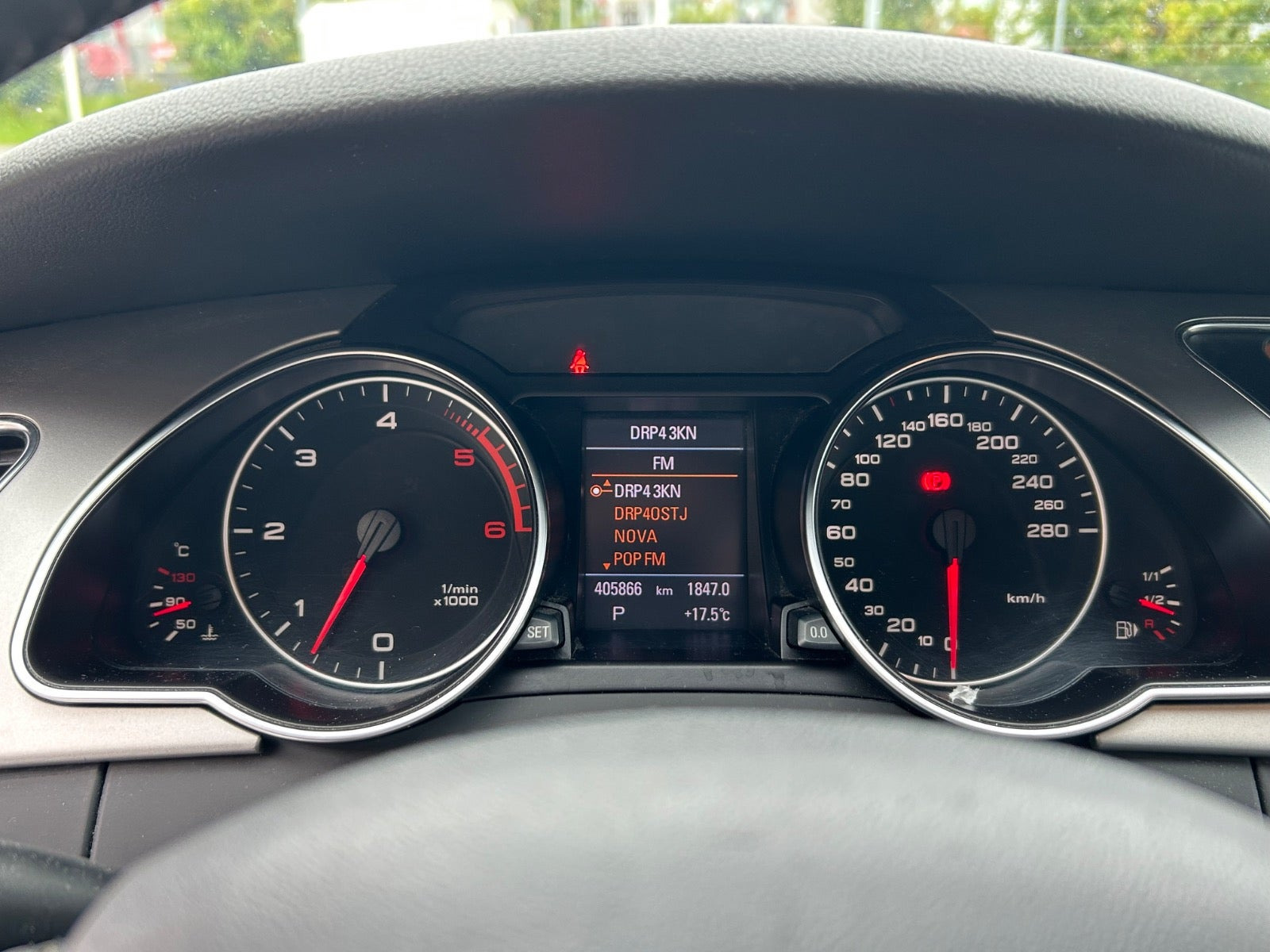 Hvid Audi A5 fra 2010