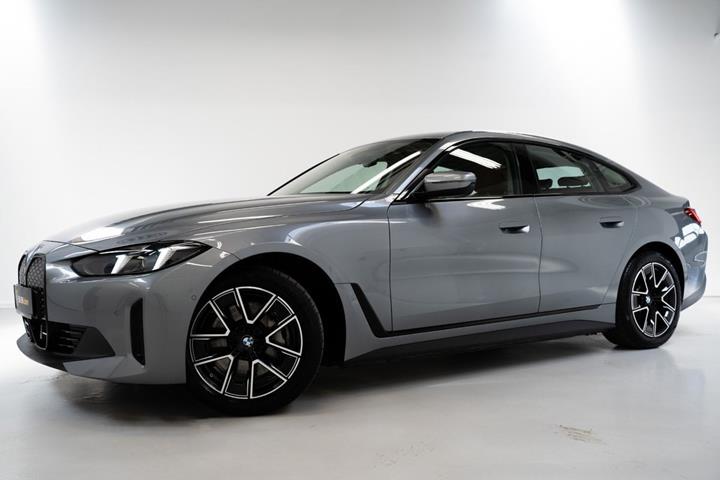 undefined BMW i4 fra 2025