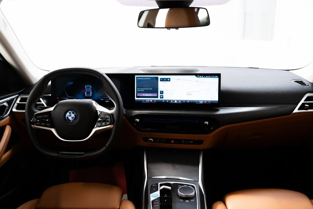 undefined BMW i4 fra 2025