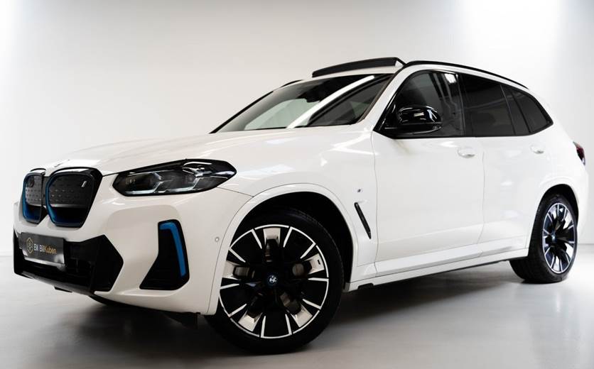 BMW iX3 Charged Plus M-Sport