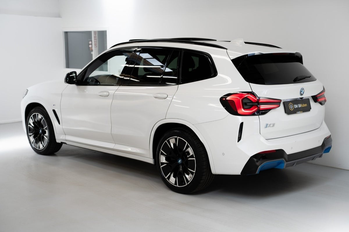 undefined BMW iX3 fra 2023