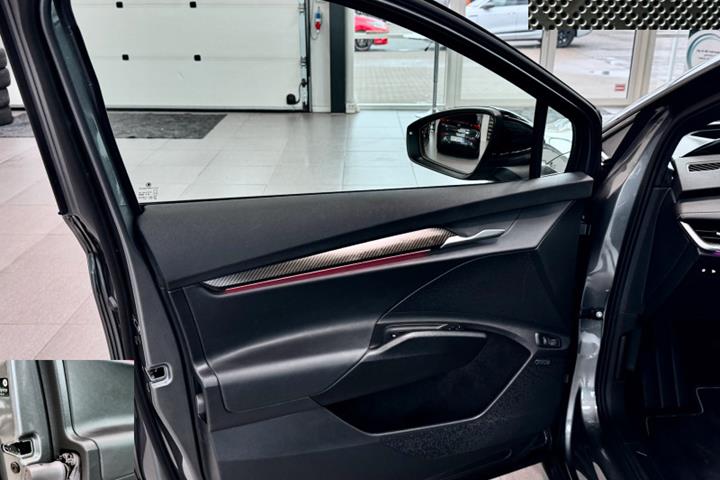 Grå Skoda Enyaq fra 2026