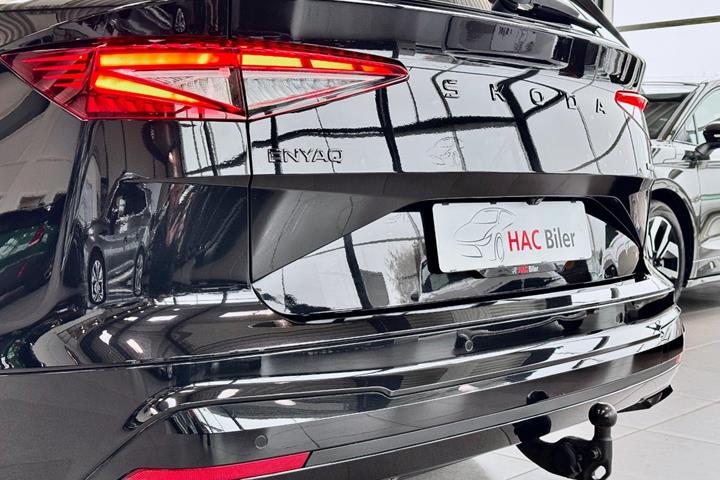 Sort Skoda Enyaq fra 2026