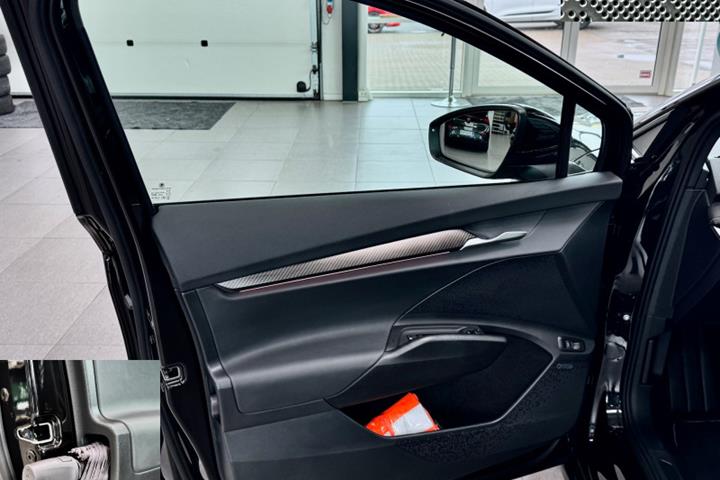 Sort Skoda Enyaq fra 2026