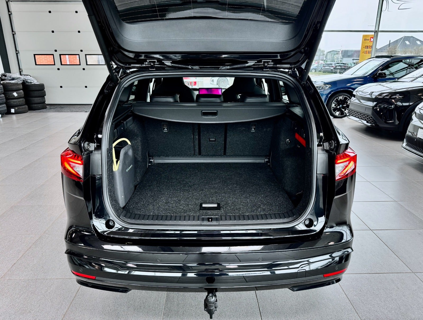 Sort Skoda Enyaq fra 2026