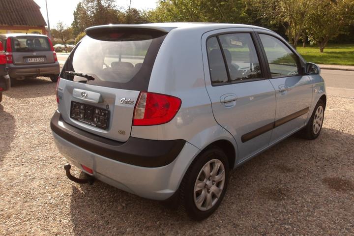 Blå Hyundai Getz fra 2008 set udefra