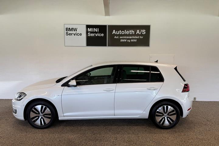 Hvid VW e-Golf VII fra 2020