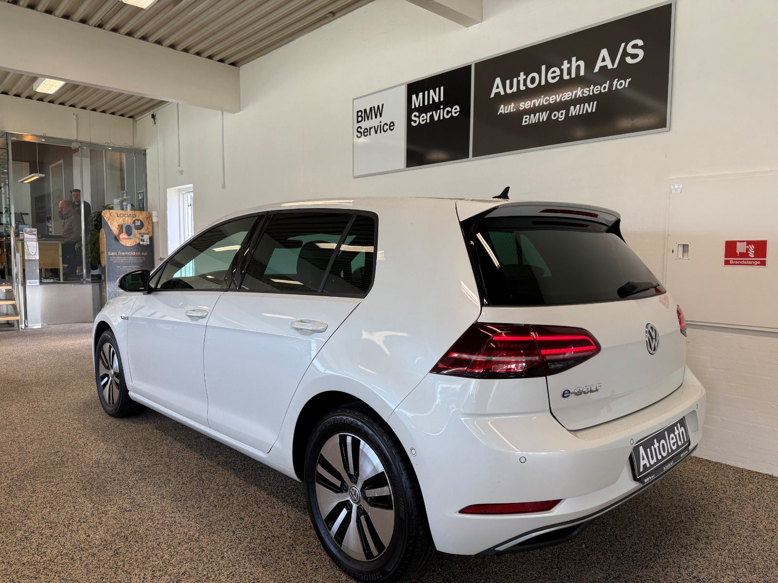 Hvid VW e-Golf VII fra 2020