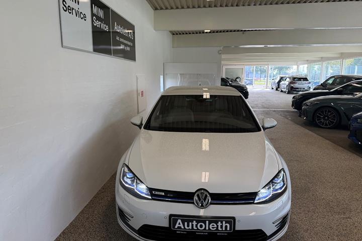 Hvid VW e-Golf VII fra 2020