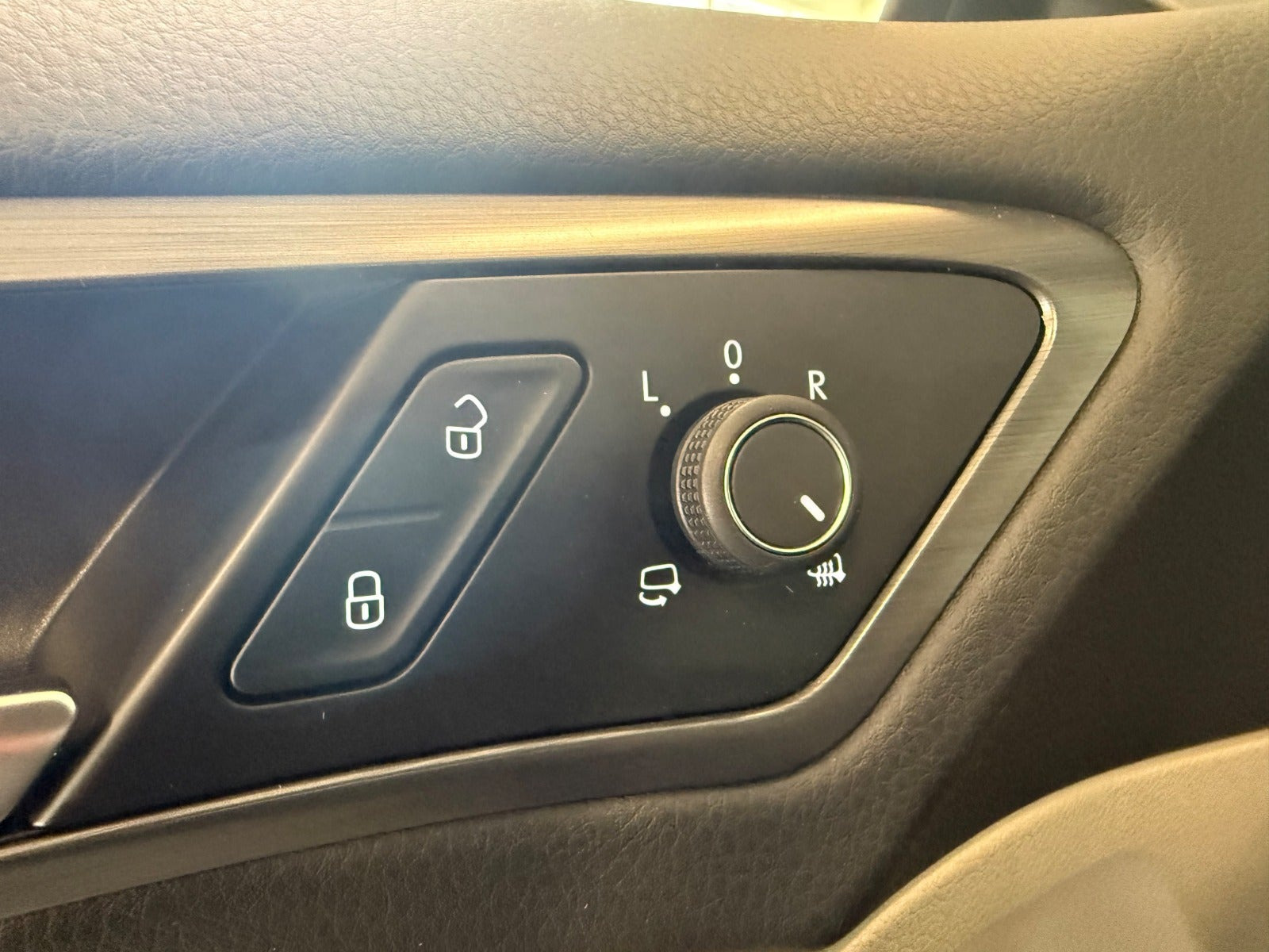 Hvid VW e-Golf VII fra 2020