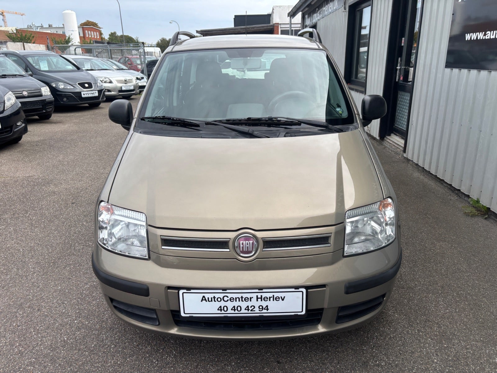 Beige Fiat Panda fra 2012