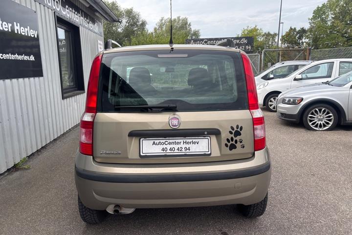 Beige Fiat Panda fra 2012