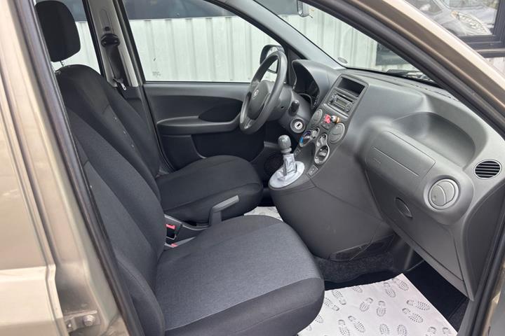 Beige Fiat Panda fra 2012