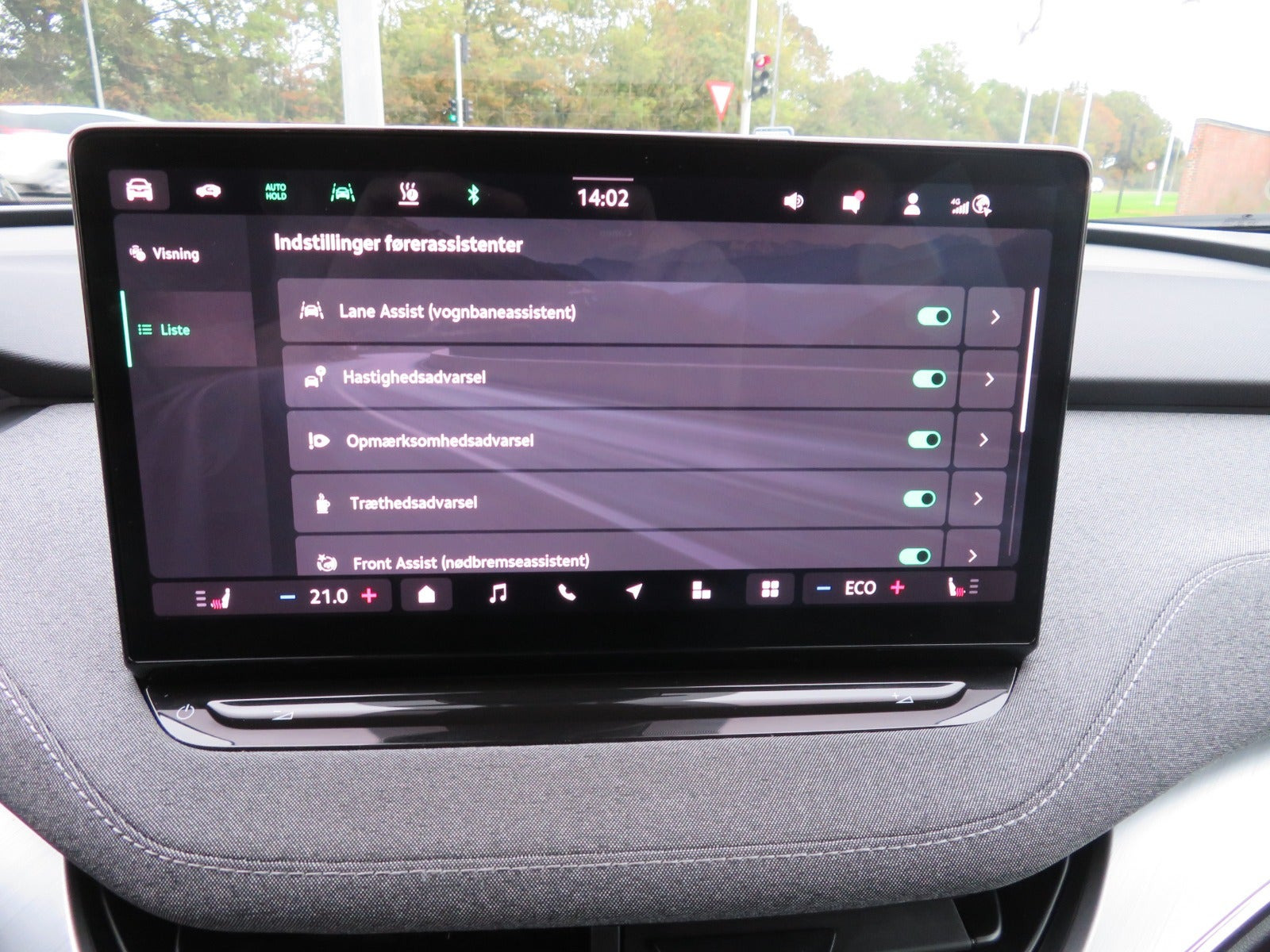 Grå Skoda Enyaq fra 2025
