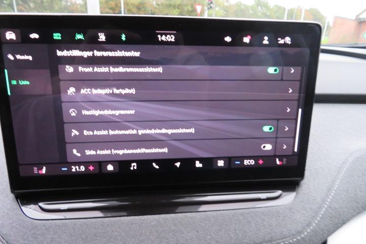 Grå Skoda Enyaq fra 2025