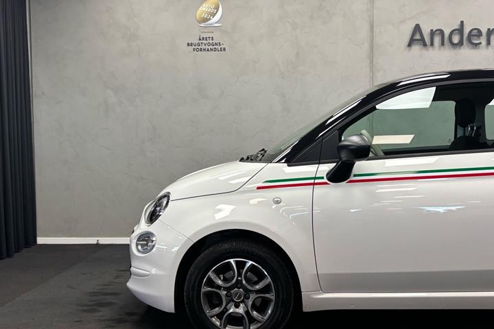 Hvid Fiat 500 fra 2024