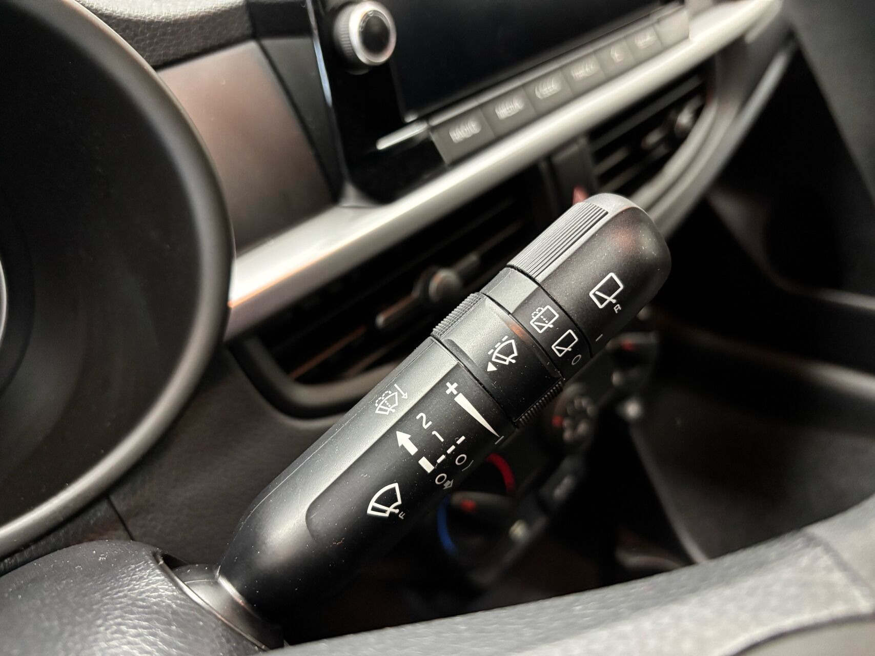 Sølv Kia Picanto fra 2023