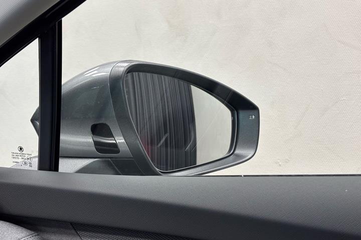 Grå Skoda Enyaq fra 2026