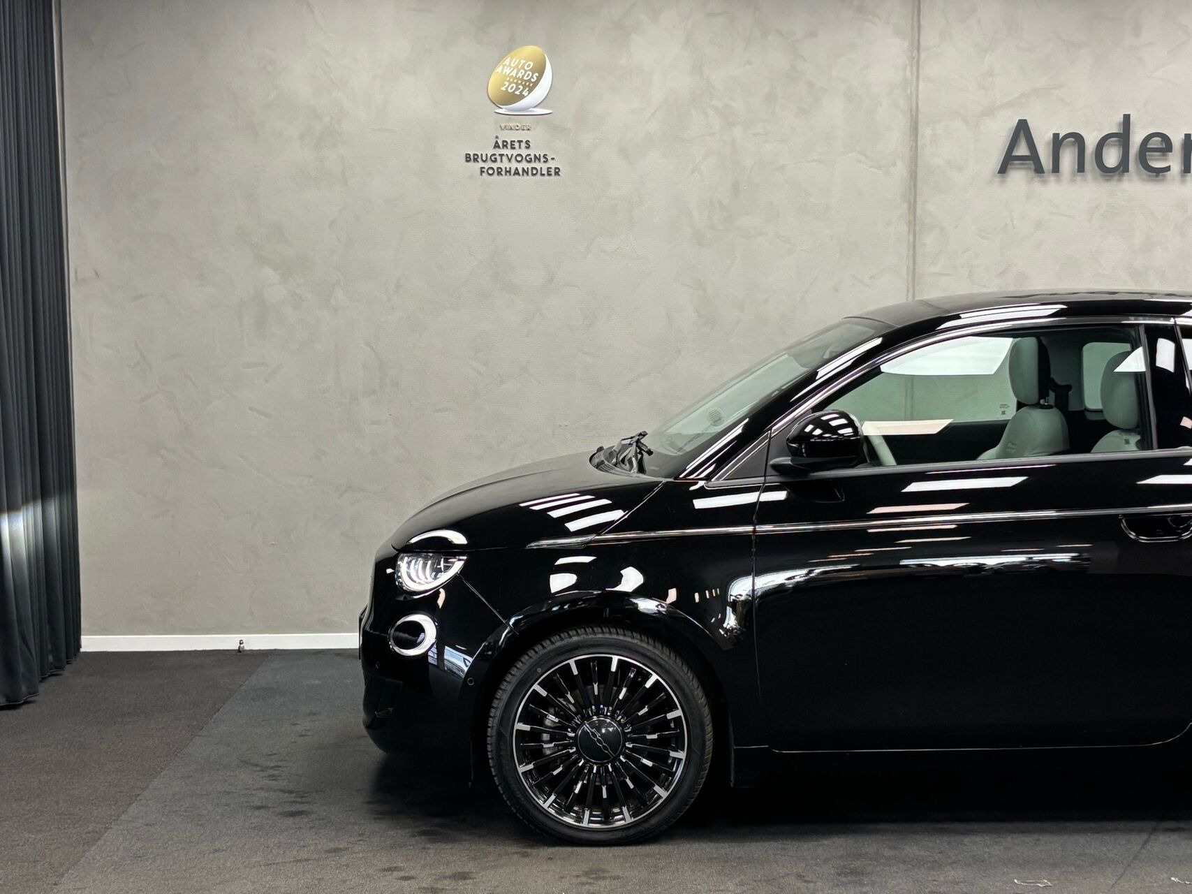 Sort Fiat 500e fra 2023