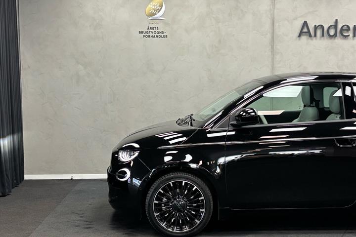 Sort Fiat 500e fra 2023