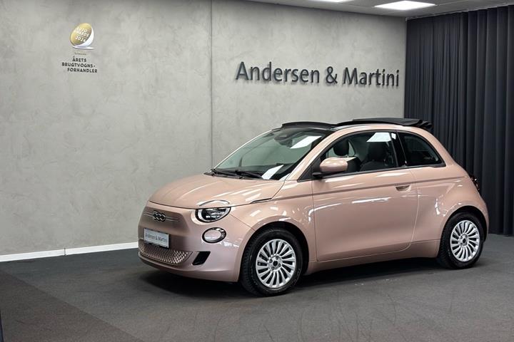 Pink Fiat 500e fra 2023