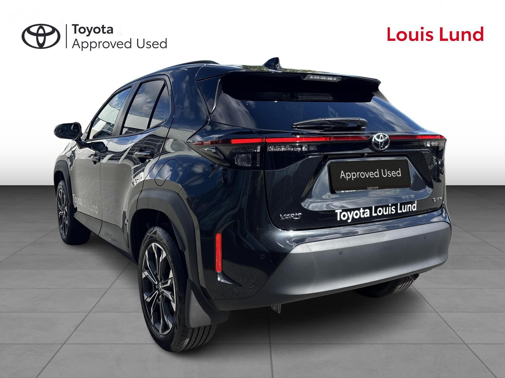 Sort Toyota Yaris Cross fra 2026