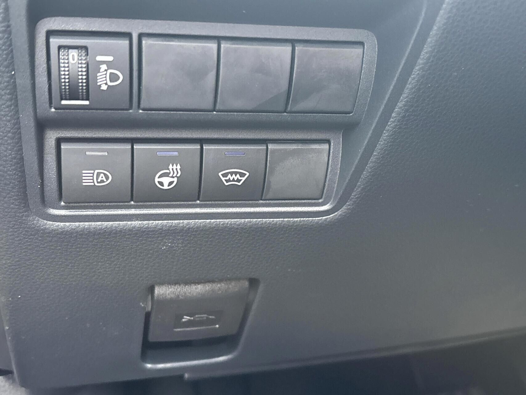 Sort Toyota Yaris Cross fra 2026