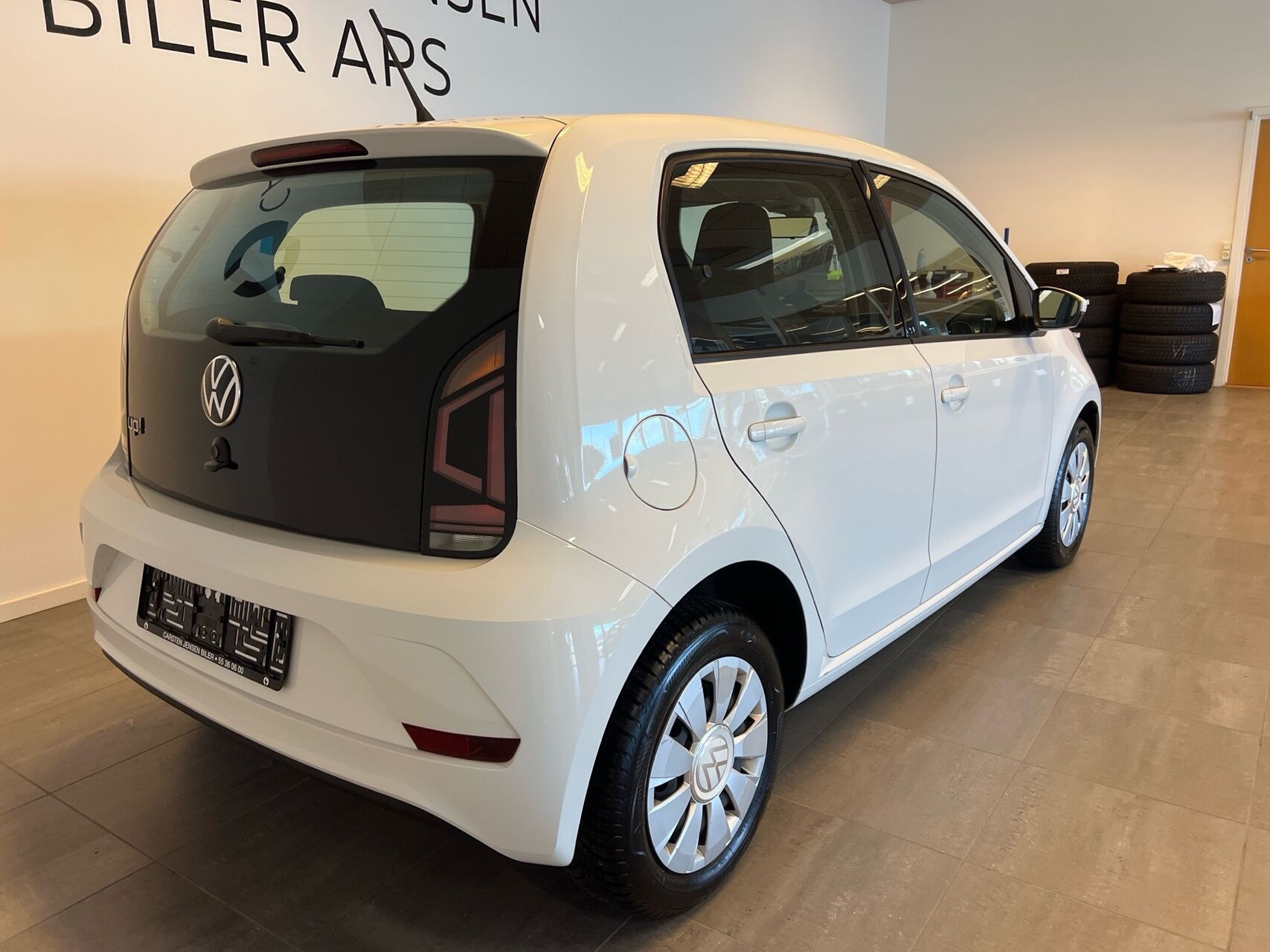 Hvid VW UP! fra 2020