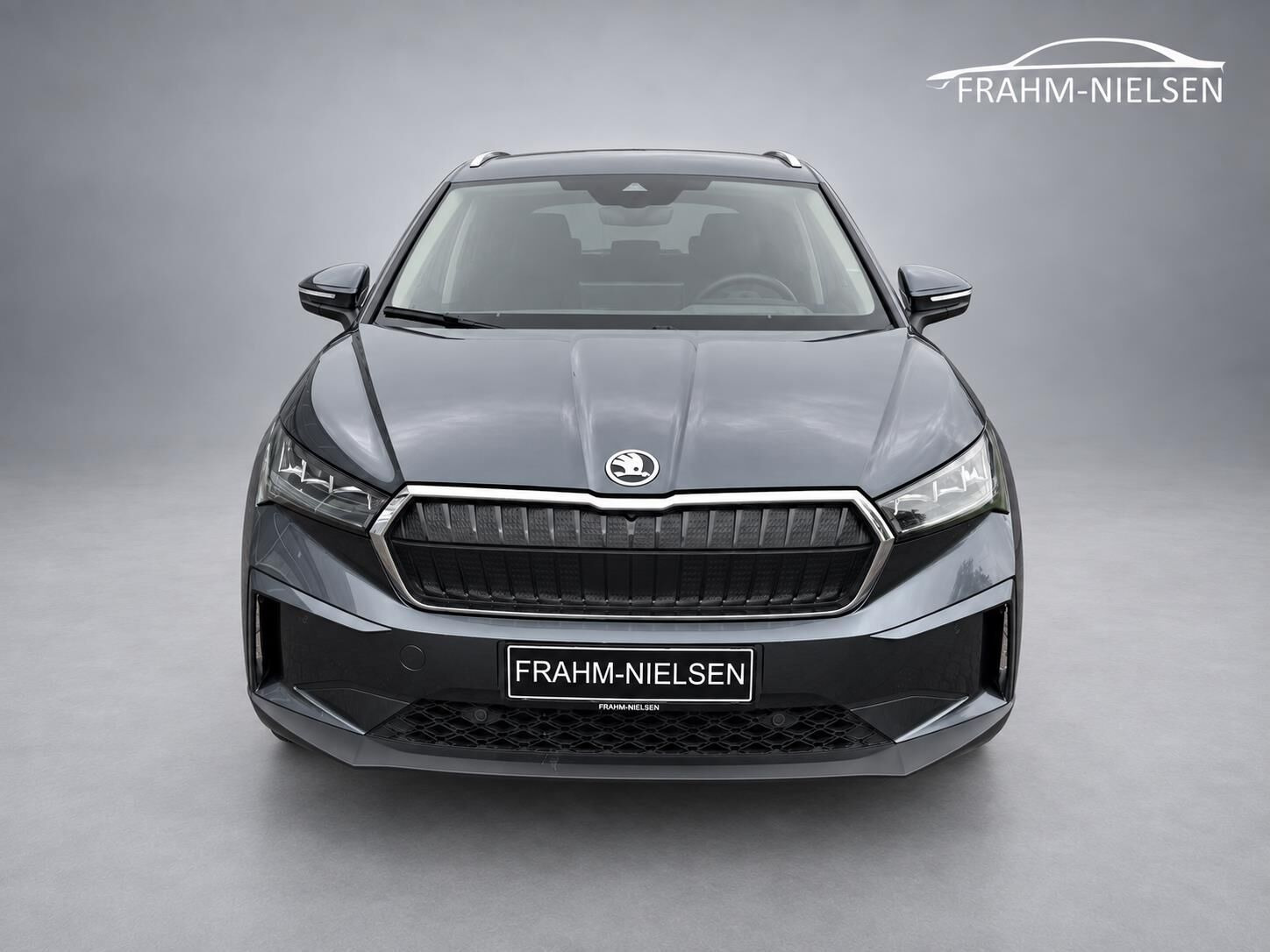 Grå Skoda Enyaq fra 2022