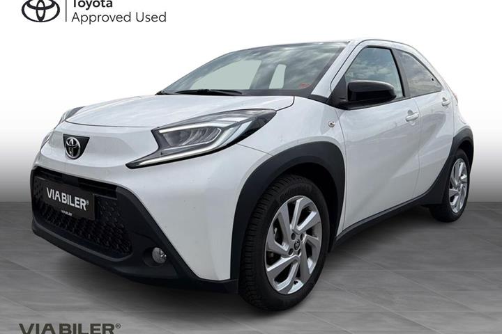Hvid Toyota Aygo X fra 2025