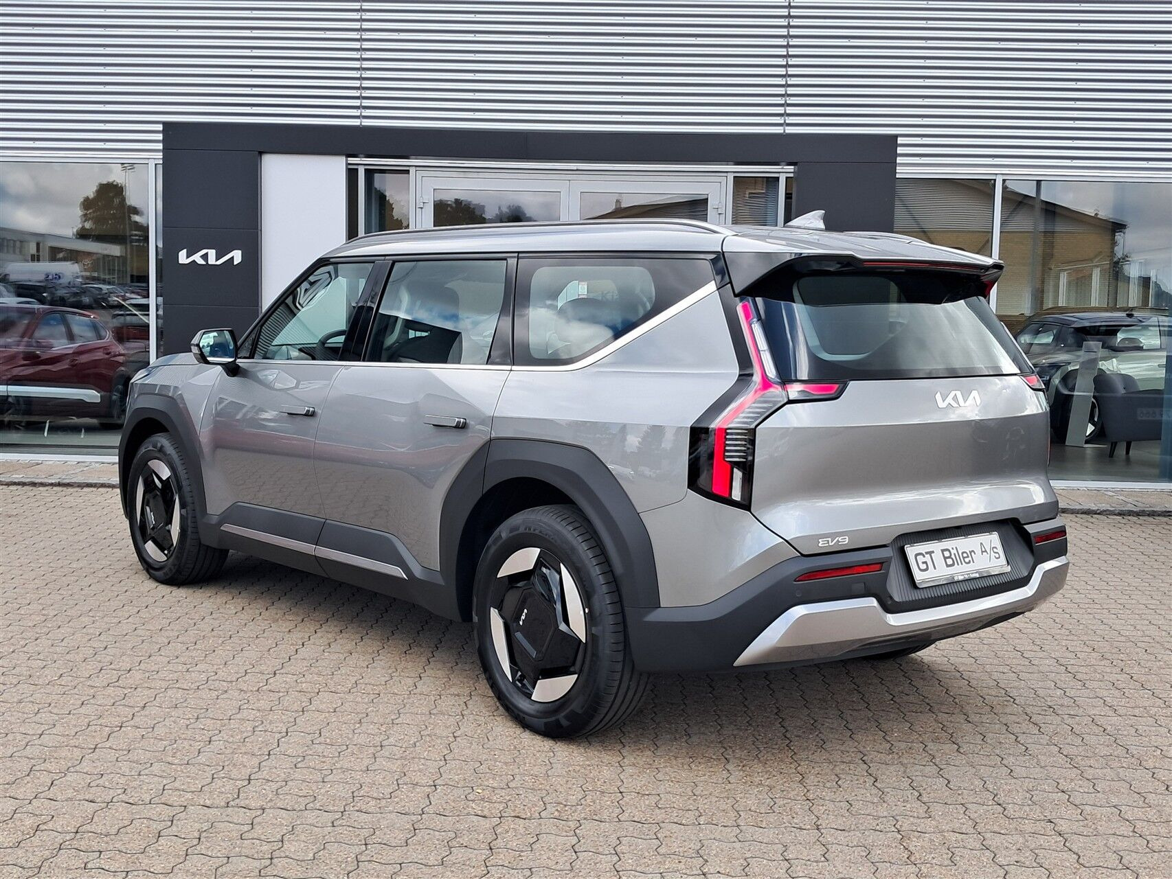 Grå Kia EV9 fra 2026