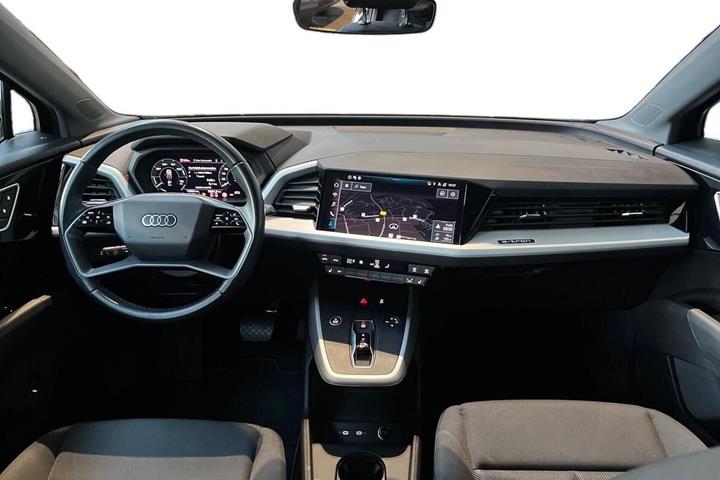 Sort Audi Q4 fra 2024