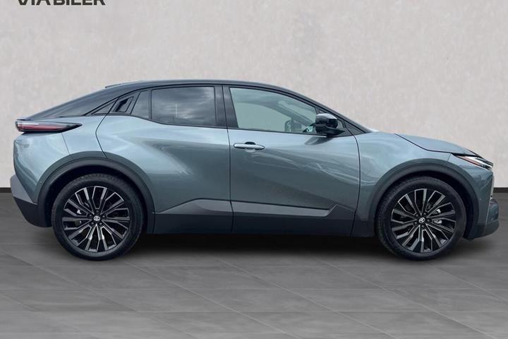 undefined Toyota C-HR+ fra 2025