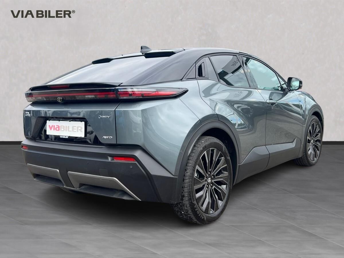 undefined Toyota C-HR+ fra 2025