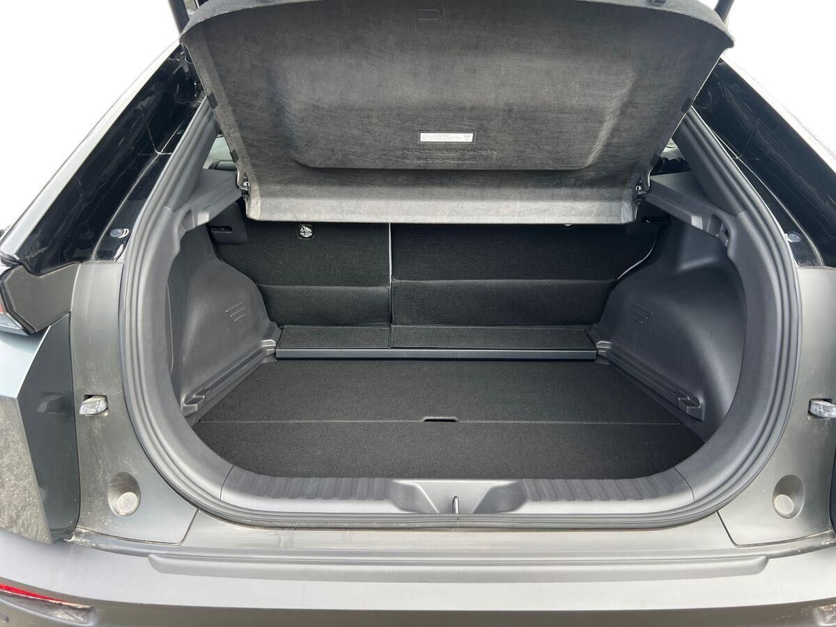 undefined Toyota C-HR+ fra 2025