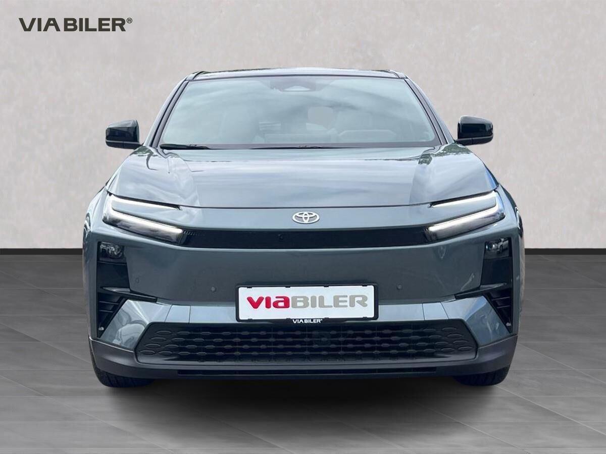 undefined Toyota C-HR+ fra 2025