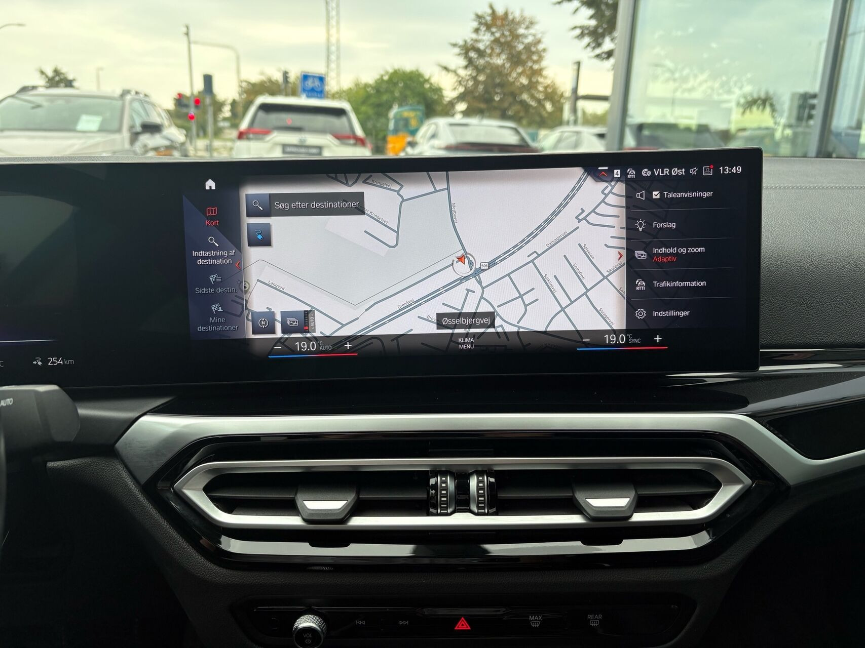 Grå BMW i4 fra 2023
