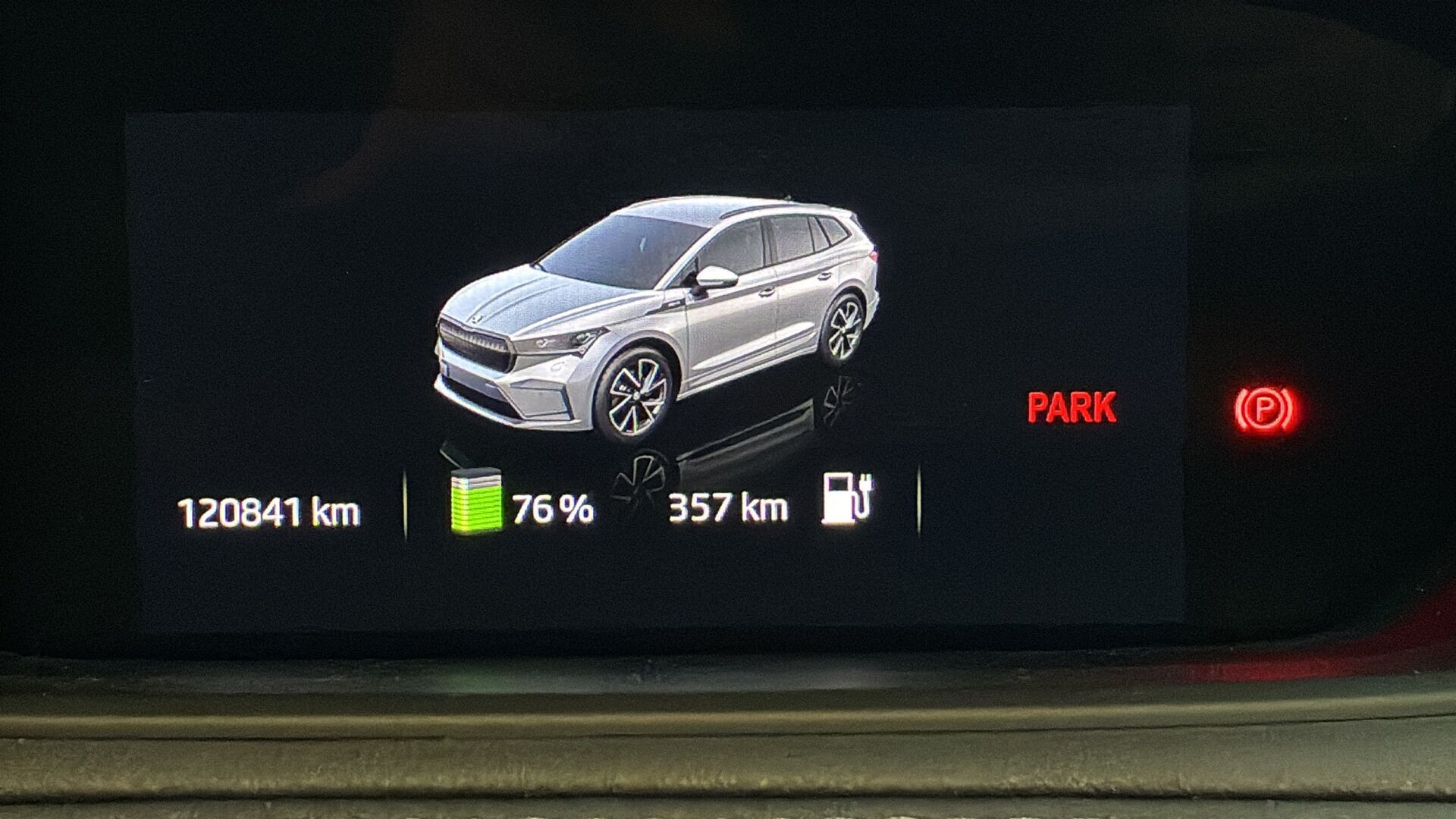 Sort Skoda Enyaq fra 2022