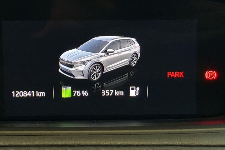 Sort Skoda Enyaq fra 2022