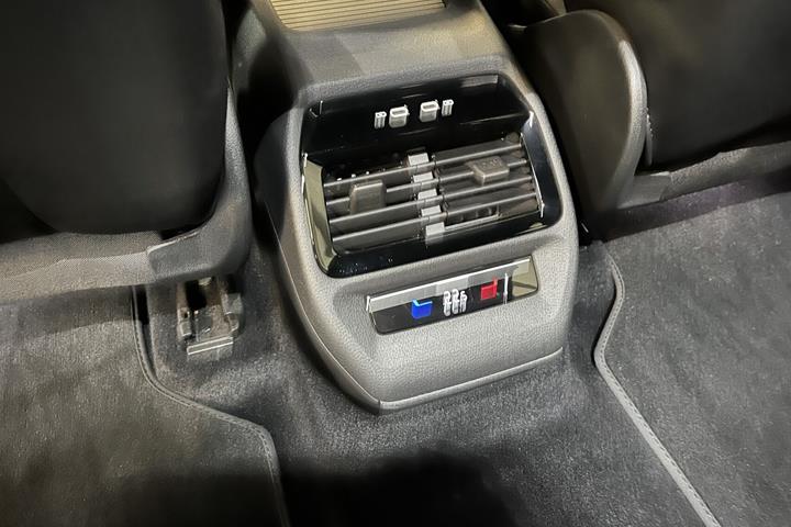Grå VW ID.4 fra 2022