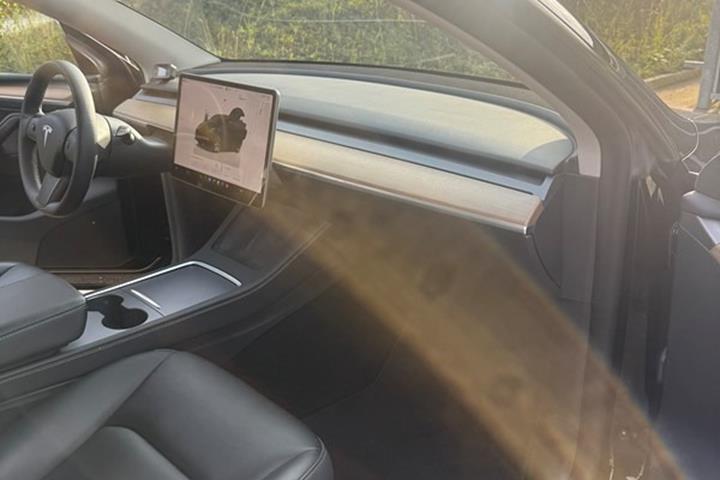 undefined Tesla Model Y fra 2023